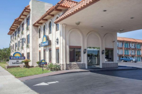 Days Inn by Wyndham Anaheim Near the Park